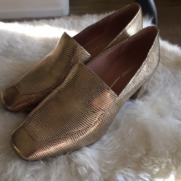 SOLD!Anthropologie loafer - Picture 4 of 8